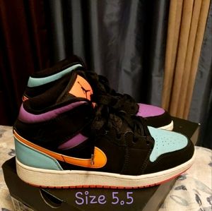 Jordan Sneakers Size 5.5